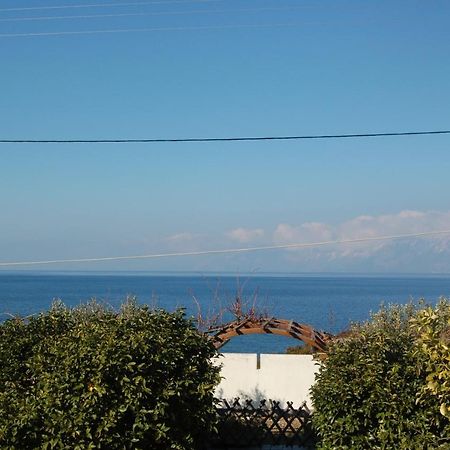 Villa Sul Mare Chalkida Bagian luar foto