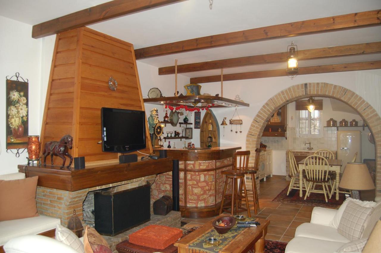 Villa Sul Mare Chalkida Bagian luar foto
