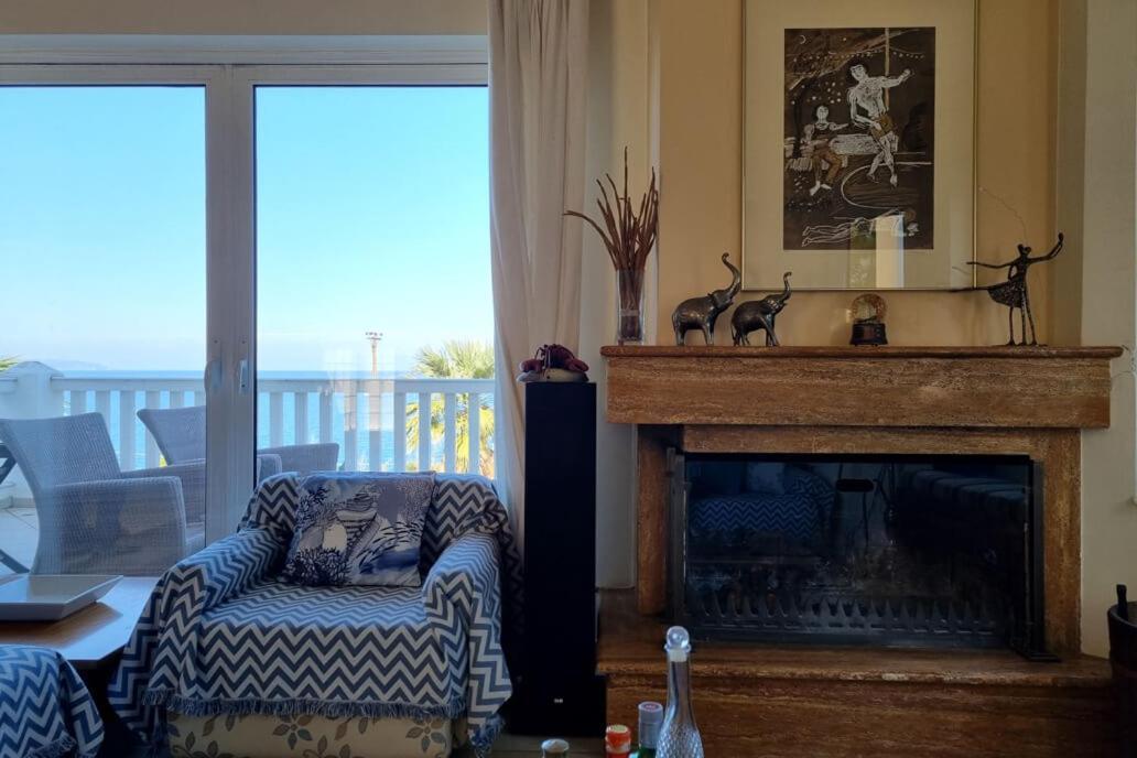 Villa Sul Mare Chalkida Bagian luar foto